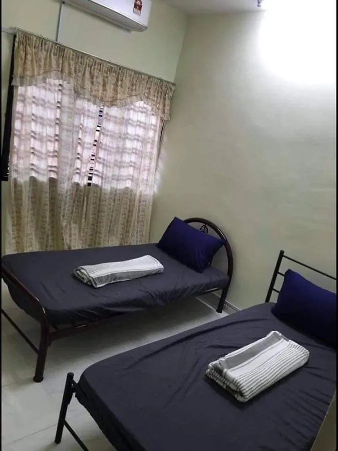 Double Storey Johor Bahru Stadium Homestay 0*,