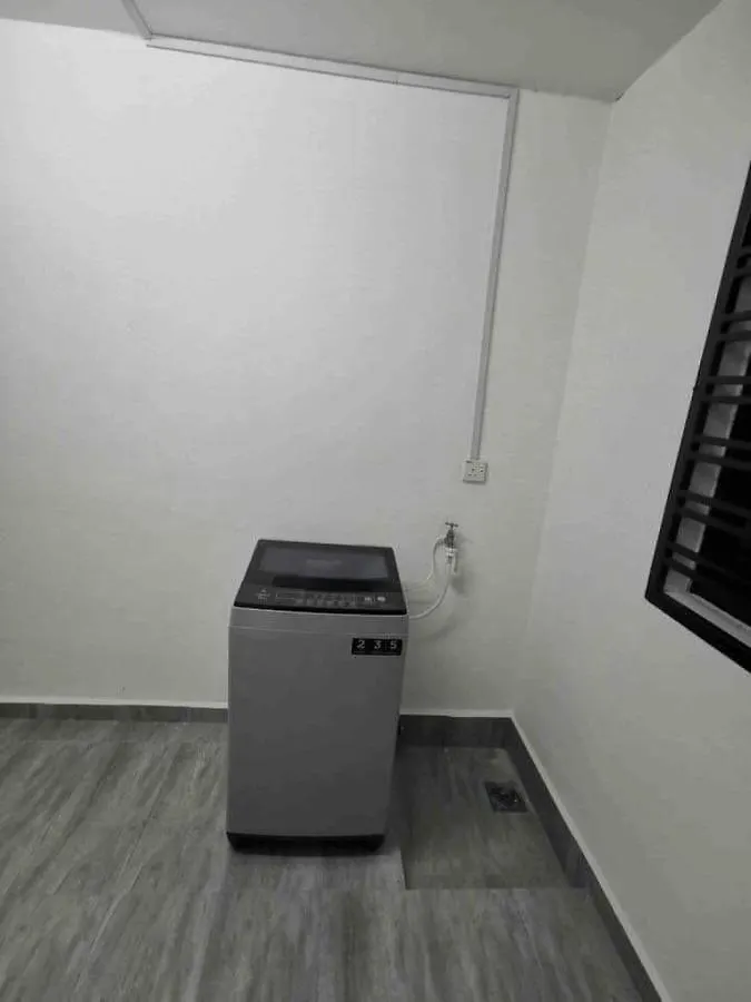 Double Storey Johor Bahru Stadium Homestay